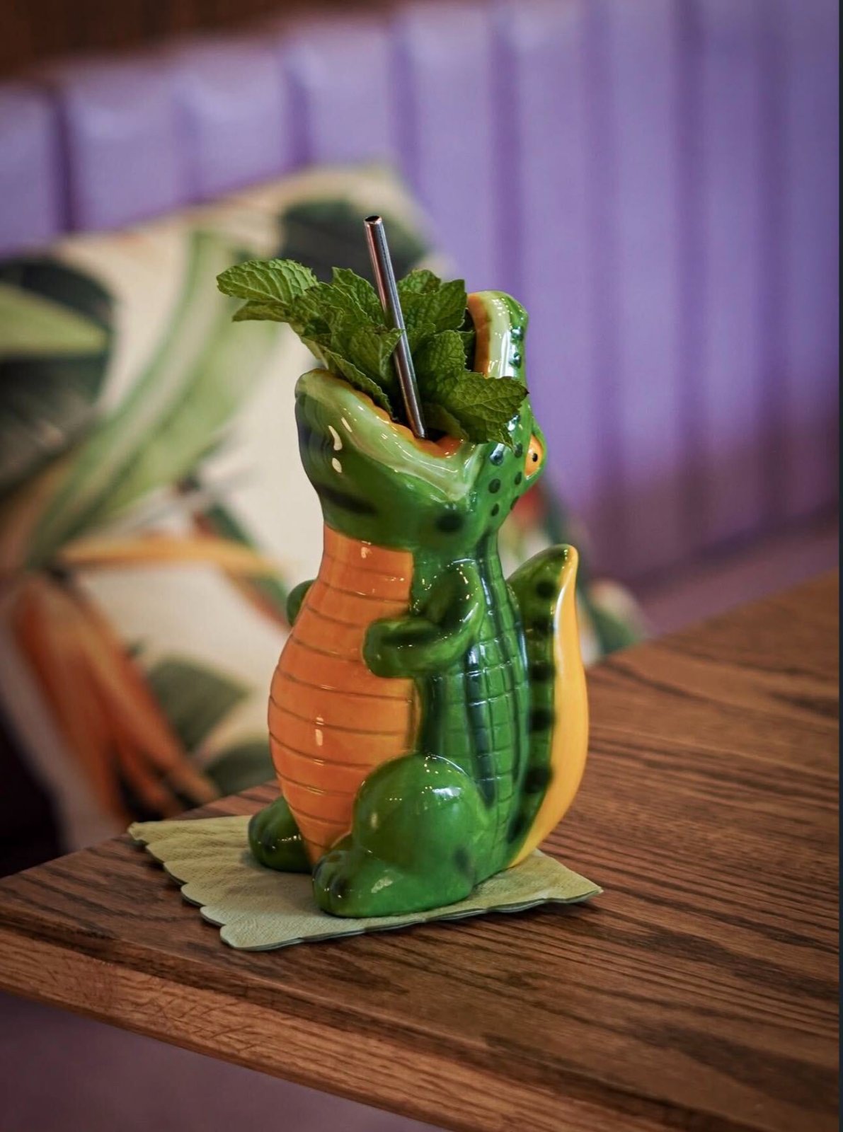 Bar Crocodile