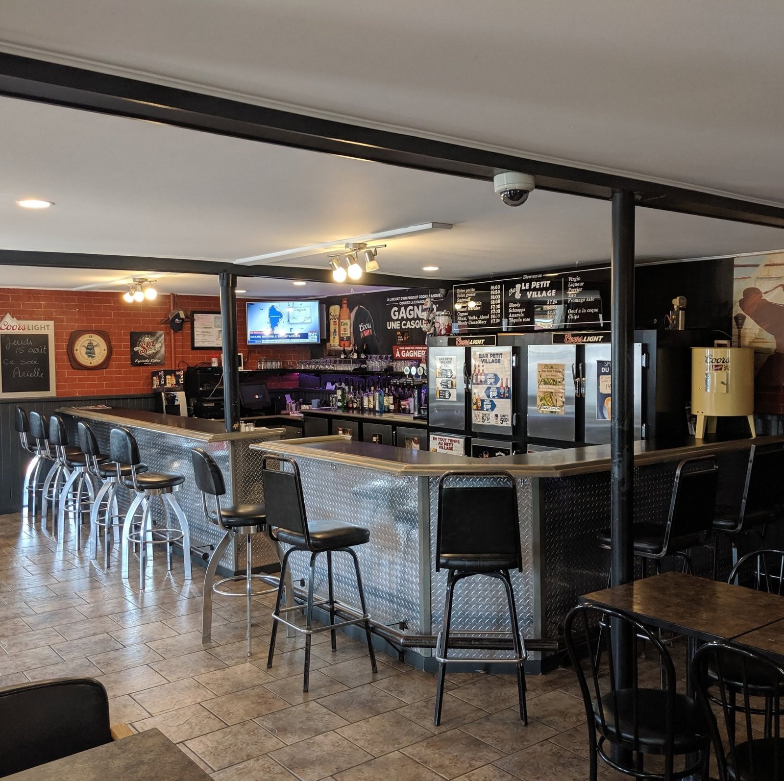 Bar Petit Village